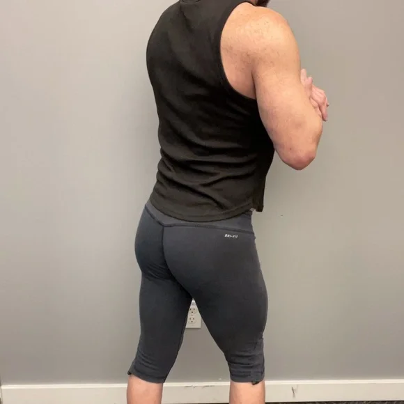 Cotton Nike 3/4 Capri Tights / Leggings - Picture 1 of 4